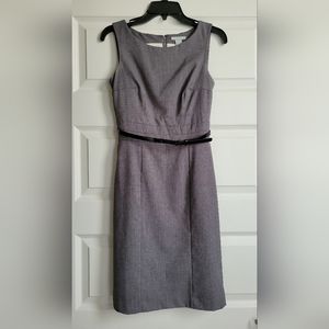 H&M women's sleeveless, belted dress